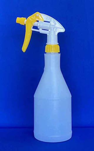 BOTELLA PLÁSTICA ROCIADORA SPRAY
